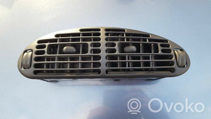 Chrysler Grand Voyager III Grille d'aération centrale 4678274