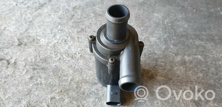 Audi A6 Allroad C5 Pompe à eau de liquide de refroidissement 078121601A