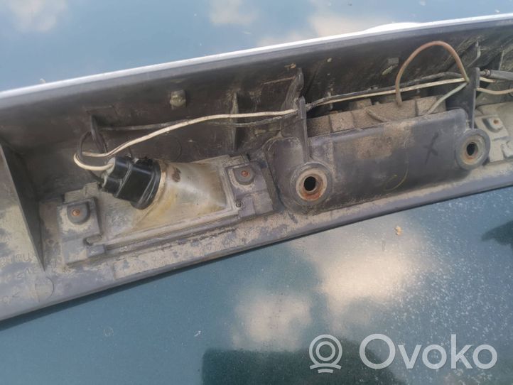 Chrysler Voyager Bagāžnieka numura zīmes apgaismojuma līste 04894022AC