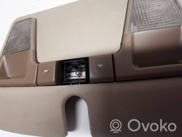 Volvo 850 Luz del asiento delantero 9483143