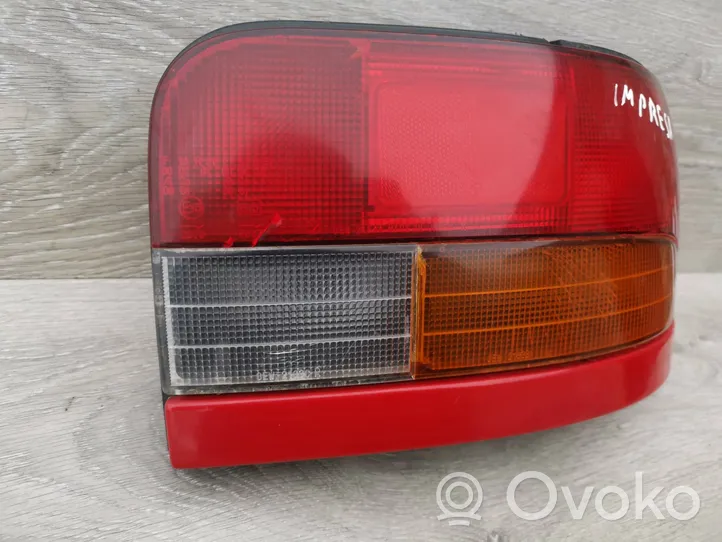 Subaru Impreza I Lampa tylna OEW2184