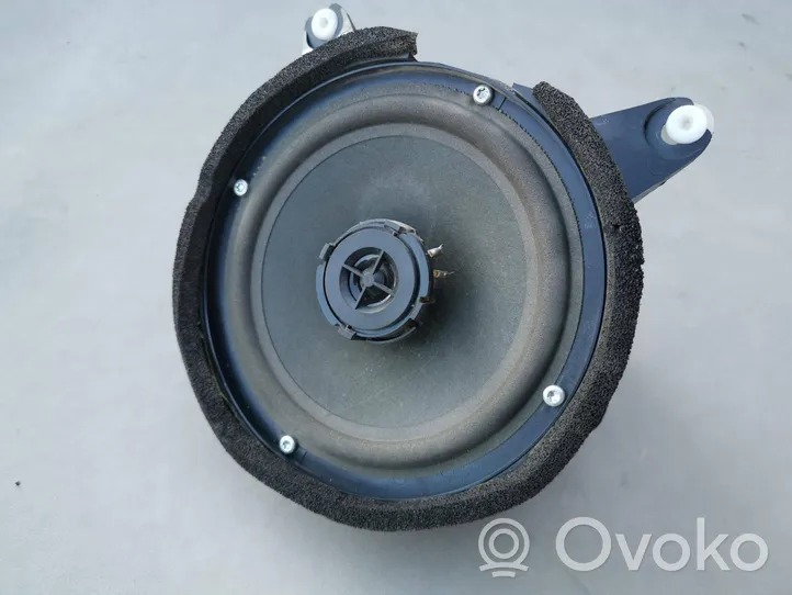 Volvo S70  V70  V70 XC Enceinte de porte arrière 3533622