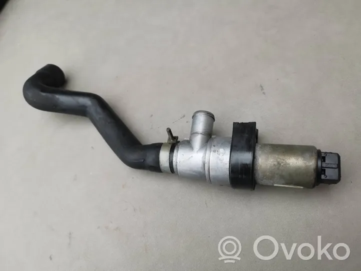 Audi 80 90 S2 B4 Brīvgaitas vārsts (regulators) 037906457D