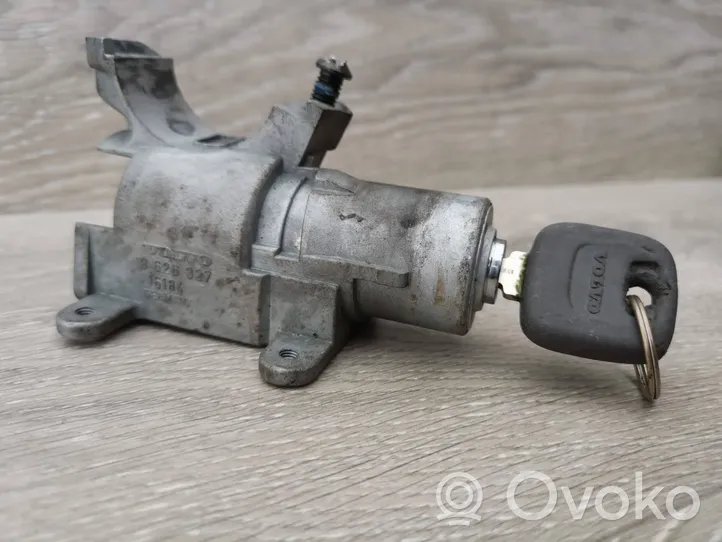 Volvo S70  V70  V70 XC Ignition lock 8626327