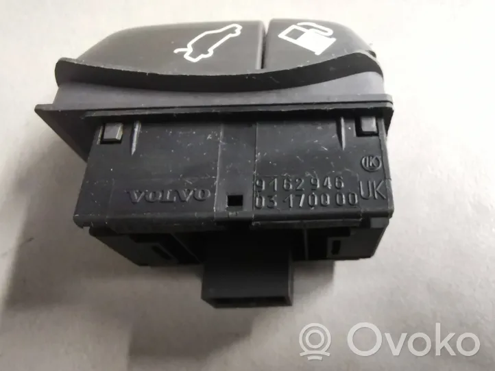 Volvo S70  V70  V70 XC Interrupteur d'ouverture de coffre 9162946