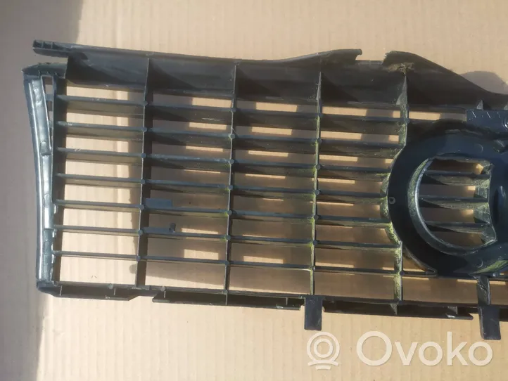 Audi 80 90 B3 Grille de calandre avant 893853655a