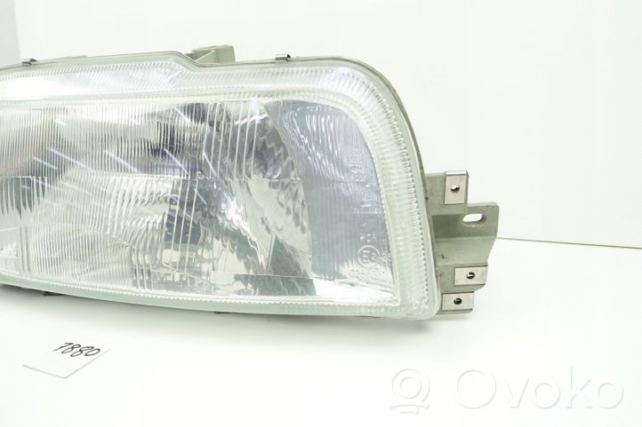 Renault 21 Lampa przednia 7700792869