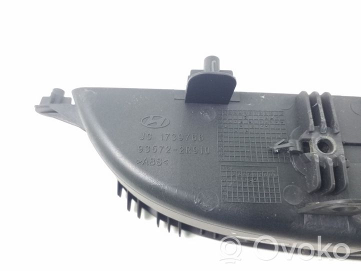 Hyundai i30 Rivestimento pulsantiera finestrino della portiera anteriore 935722R910