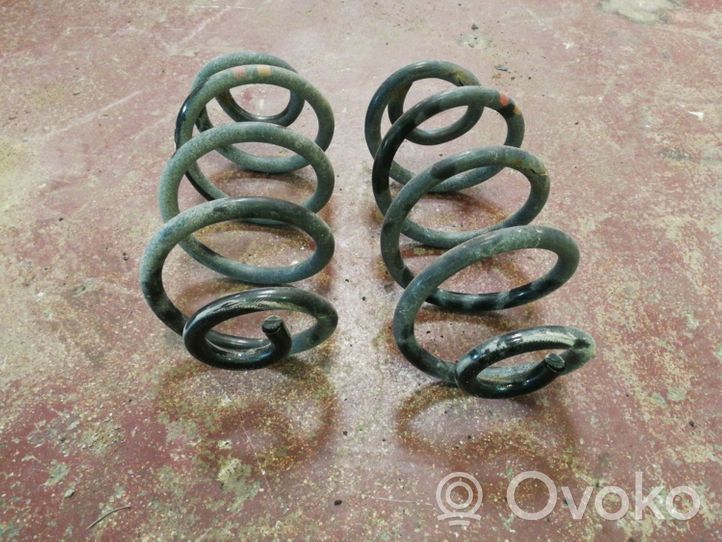 Nissan Qashqai Rear coil spring 