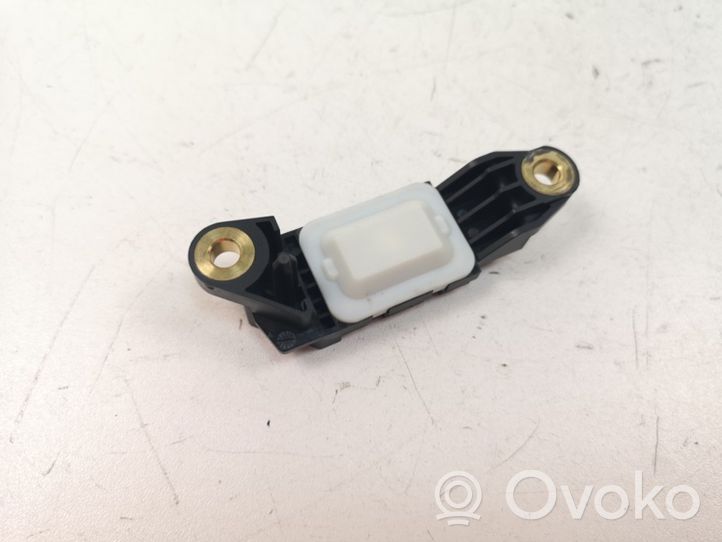 Mercedes-Benz CLC CL203 Airbagsensor Crashsensor Drucksensor 0018209126