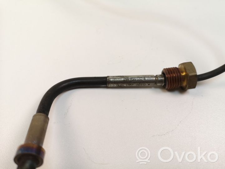 Audi A8 S8 D3 4E Kraftstofftemperatur Sensor Fühler Geber 059906088A