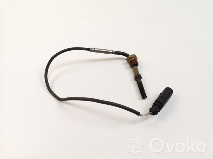 Audi A8 S8 D3 4E Kraftstofftemperatur Sensor Fühler Geber 059906088A