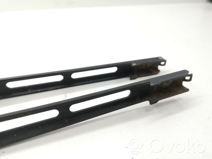 Citroen C5 Front wiper blade arm 9683835880