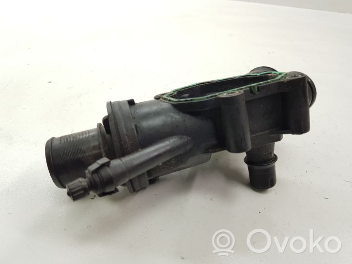 Peugeot 5008 Boîtier de thermostat / thermostat 9682141580