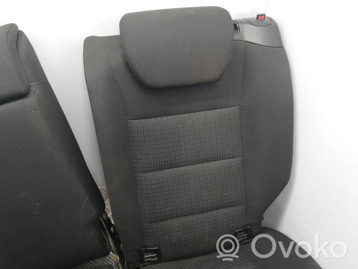 Mercedes-Benz B W245 Set interni 