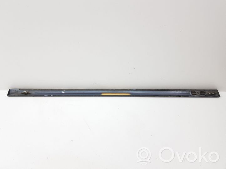 Opel Vectra B Apdaila priekinių durų (moldingas) 90586906