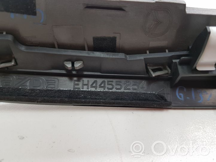 Mazda CX-7 Rivestimento del vano portaoggetti del cruscotto EH4455254