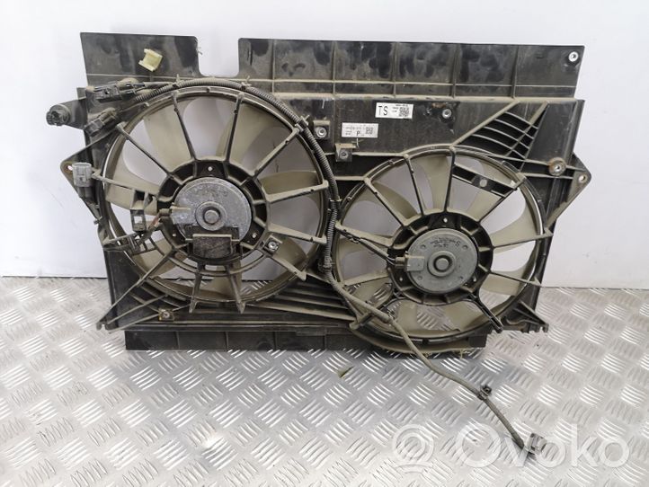 Toyota Avensis T270 Juego de ventilador 160400R160