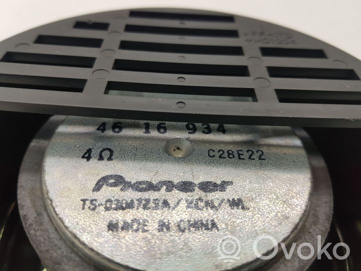 Saab 9-5 Skaļrunis (-i) pakaļējās durvīs 4616934