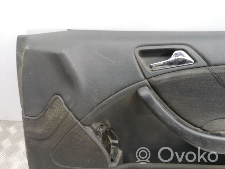 Mercedes-Benz C W203 Boczki / Poszycie drzwi przednich A2037207867