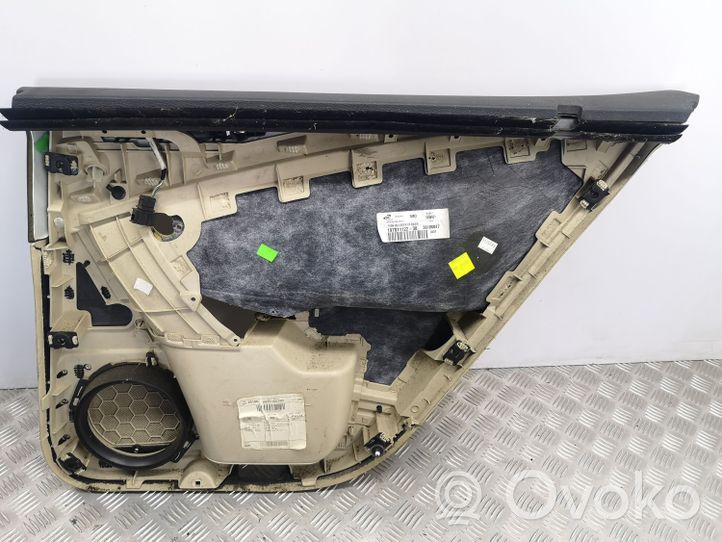 Volkswagen PASSAT B6 Takaoven verhoilu 3C5867211