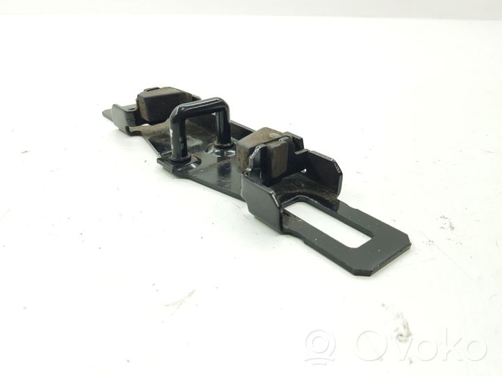 Volvo XC60 Loading door lock loop/hook striker 31276686