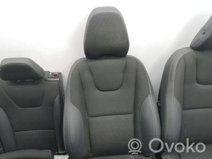 Volvo V60 Set interni 