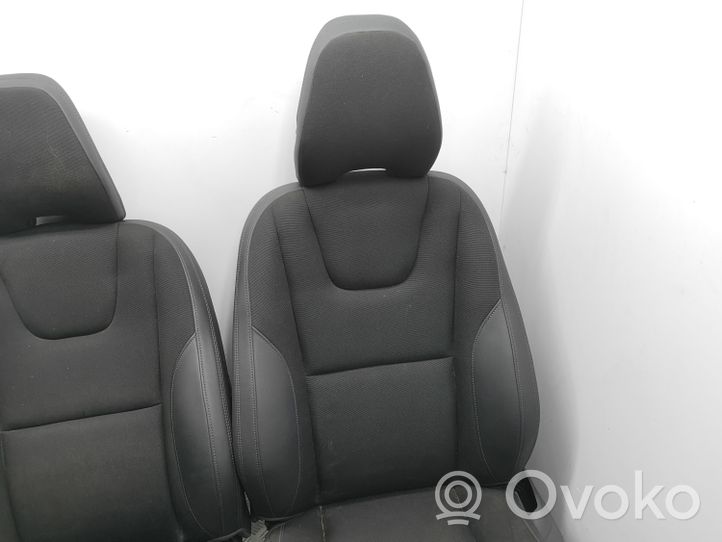 Volvo V60 Set interni 