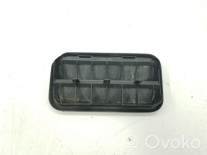 Chevrolet Captiva Quarter panel pressure vent 22702776