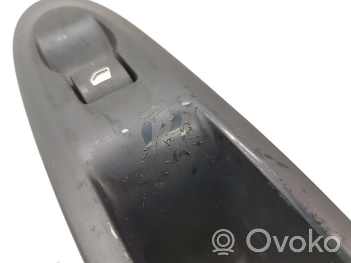 Citroen C4 II Interrupteur commade lève-vitre 9670298277