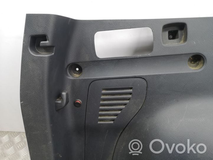 Toyota RAV 4 (XA30) Dolny panel schowka koła zapasowego 6474042050