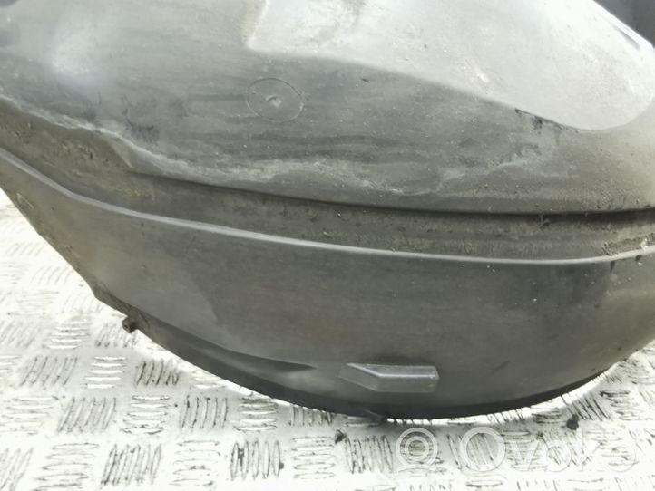 Chrysler Voyager Front wheel arch liner splash guards 