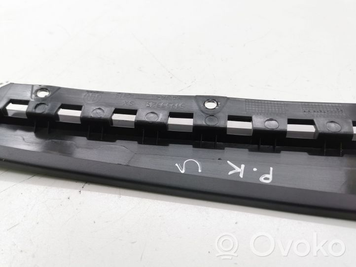 51953325 Jeep Renegade Front door glass trim molding, 14.99 € | RRR 