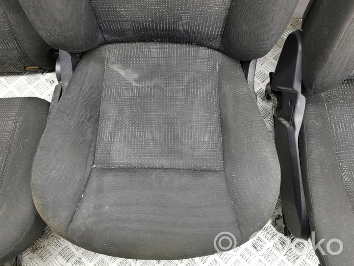 Mercedes-Benz A W169 Kit intérieur 