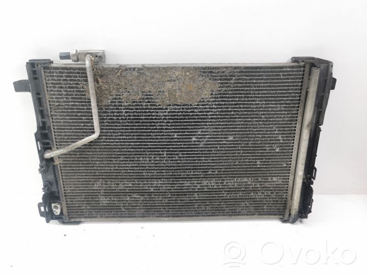 Mercedes-Benz E W212 Radiateur condenseur de climatisation A2045000554