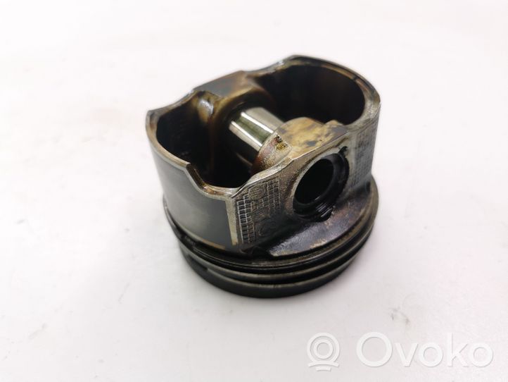 Mazda CX-5 Piston 