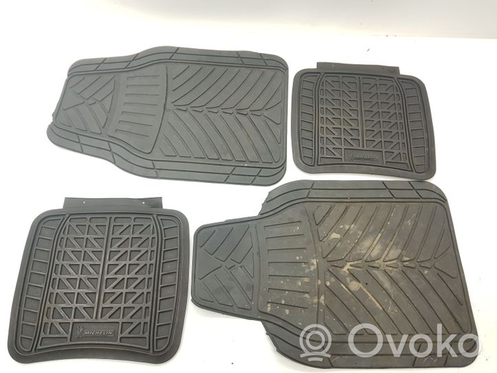 Volvo XC60 Car floor mat set 