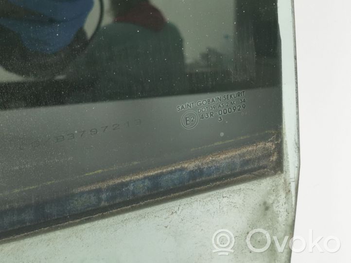 Citroen C8 Vitre de fenêtre porte arrière E243R000929