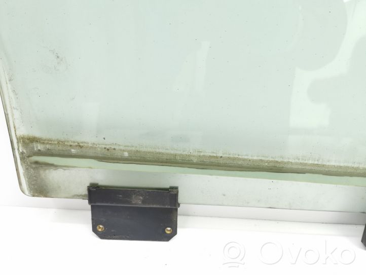 Ford Scorpio Rear door window glass E143R001057