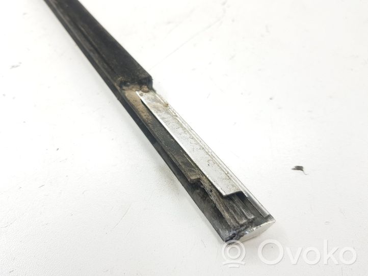 BMW 7 E65 E66 Rivestimento modanatura del vetro della portiera anteriore 