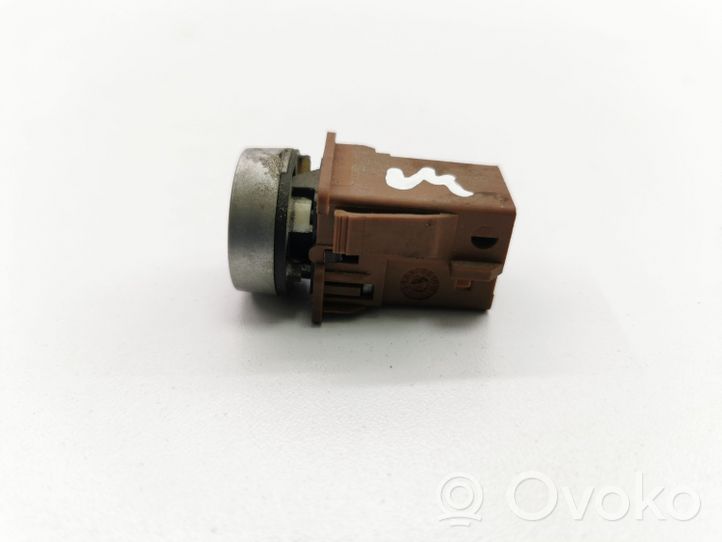 Citroen C8 Antipraslidimo/ sukibimo (ASR) jungtukas 1488926077