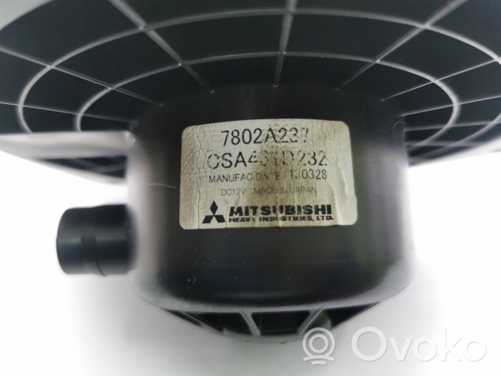 Mitsubishi Outlander Mazā radiatora ventilators 7802A237