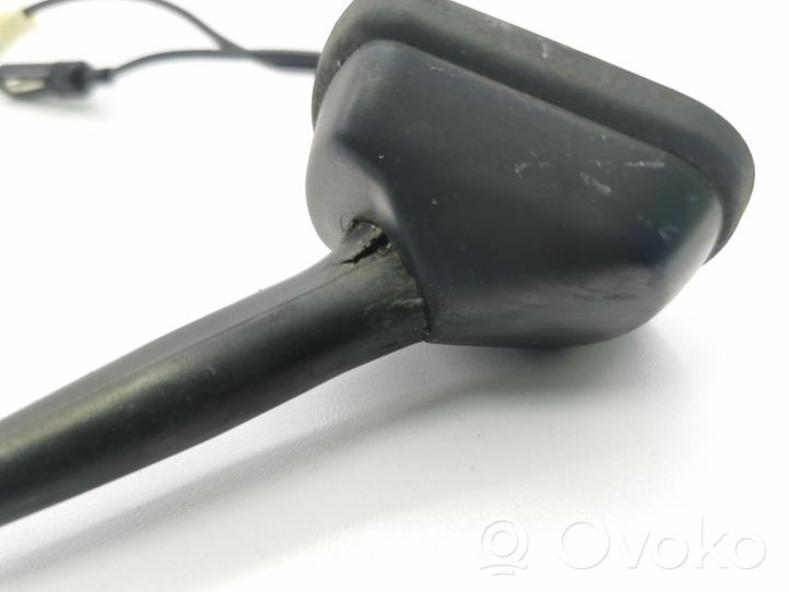 Mitsubishi Outlander Radion antenni B321815