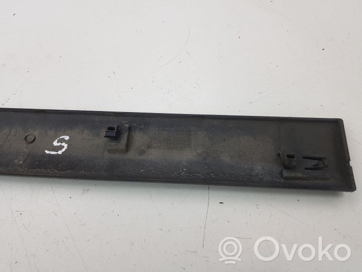 Citroen C8 Moulure de porte arrière 1484088077