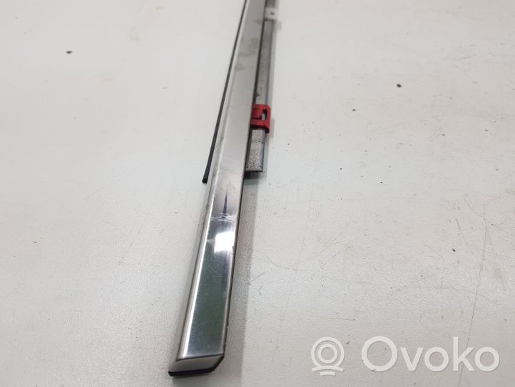 Lexus GS 300 350 430 450H Rivestimento modanatura del vetro della portiera anteriore 