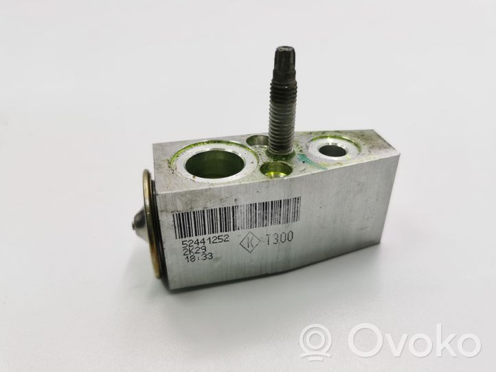 Opel Mokka Air conditioning (A/C) expansion valve 52441252