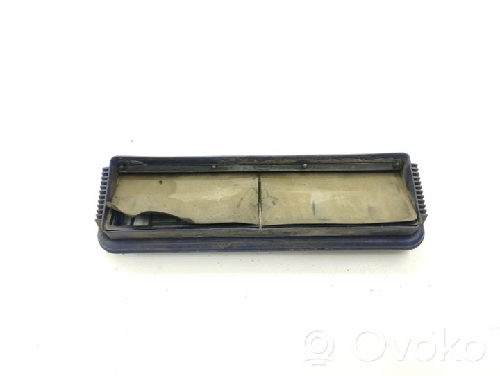 Volkswagen New Beetle Quarter panel pressure vent 