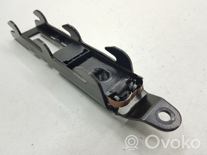 Audi A2 Rail de réglage hauteur de ceinture de sécurité 8Z0857833