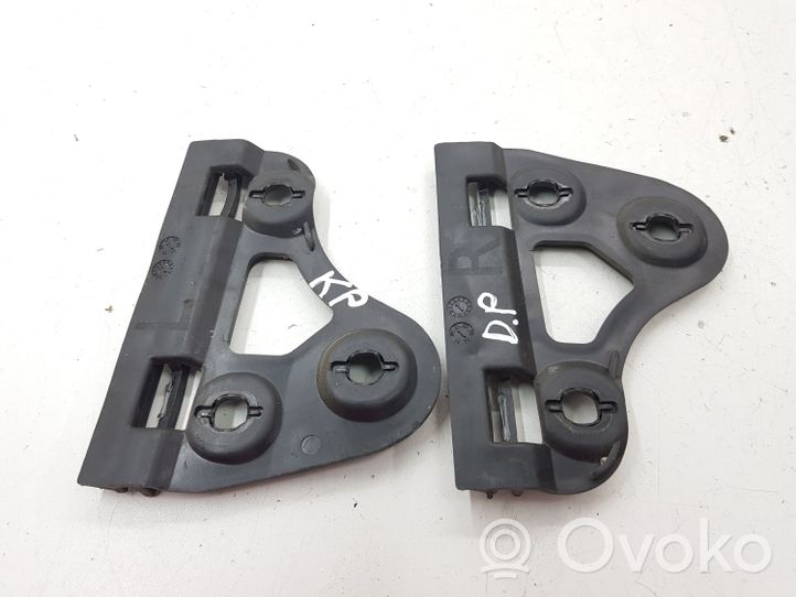 Audi A2 Support de montage de pare-chocs avant 8Z0821250