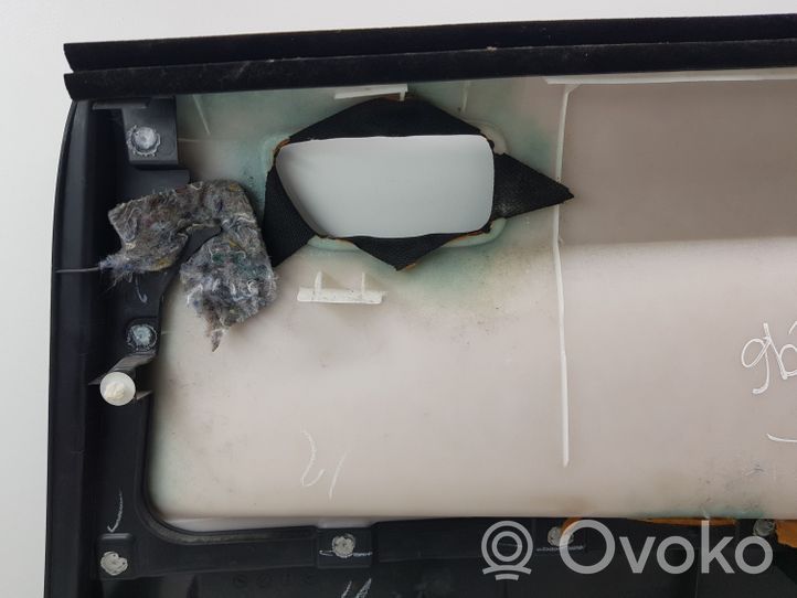 Toyota Corolla Verso AR10 Boczki / Poszycie drzwi tylnych 677760F010